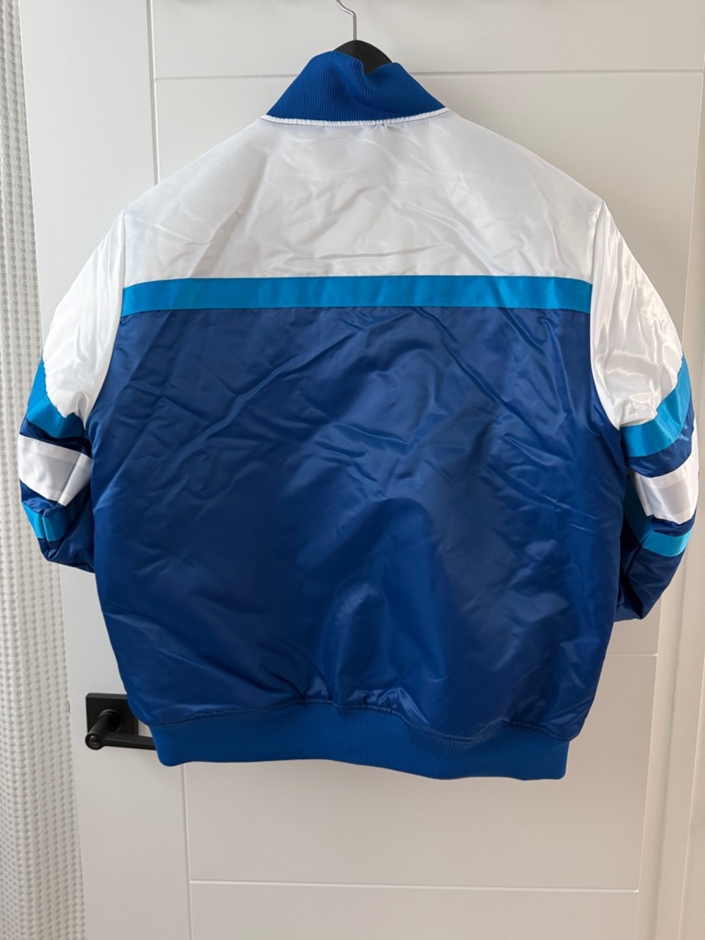 Mitchell & Ness Toronto Blue Jays Bomber Jacket - Picture 5 of 12